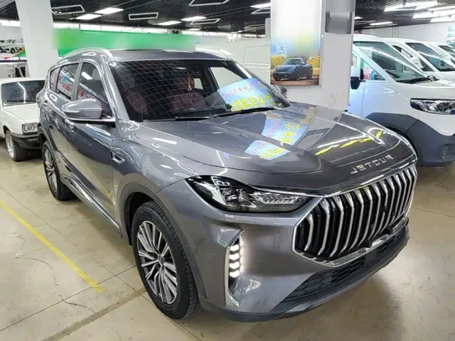 Jetour X70 Plus — Фото автомобиля 3
