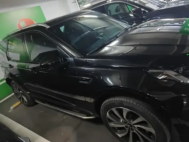 Land Rover Land Rover Discovery Sport PHEV 2022 Facelift P300e Plug-in Hybrid — Фото автомобиля 27