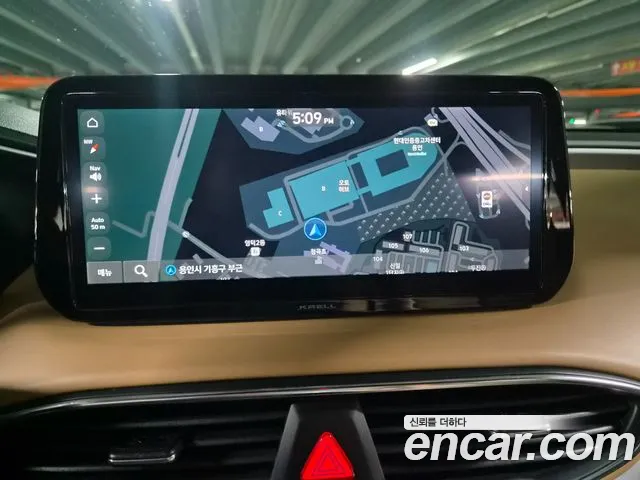 Hyundai Santafe — Фото автомобиля 9