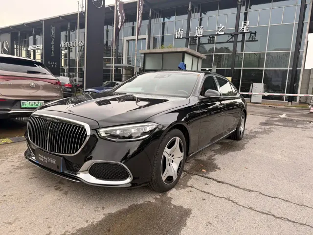 Фотография автомобиля — Mercedes-Benz Maybach S-Class