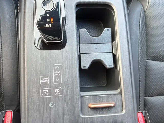 Nissan Ariya — Фото автомобиля 4