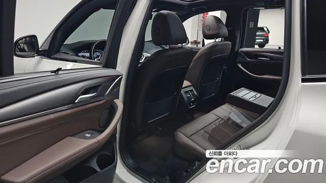 BMW X3 xDrive 20i M Sport — Фото автомобиля 10