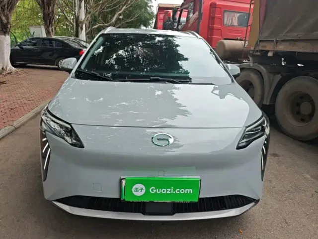 GAC Aion Y — Фото автомобиля 2