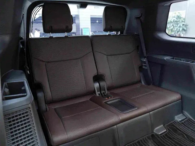 Toyota Prado — Фото автомобиля 14