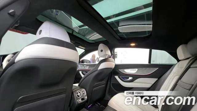 Mercedes-Benz AMG GT 4 двери 43 4MATIC+ Special Edition — Фото автомобиля 14
