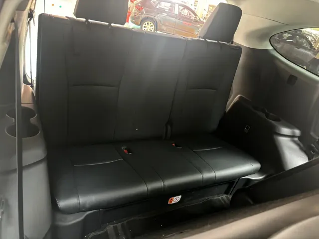 Toyota Highlander — Фото автомобиля 12