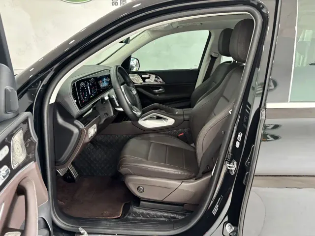 Mercedes-Benz GLS-Class — Фото автомобиля 13