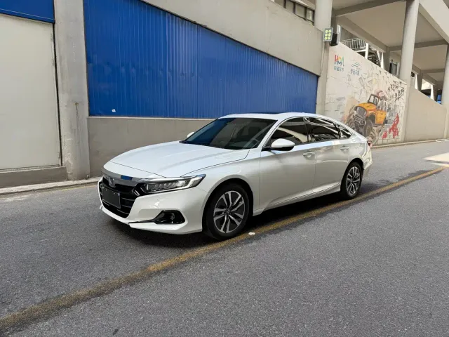 Фотография автомобиля — Honda Accord