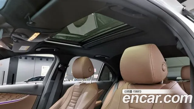 Mercedes-Benz E-Class W213 — Фото автомобиля 19