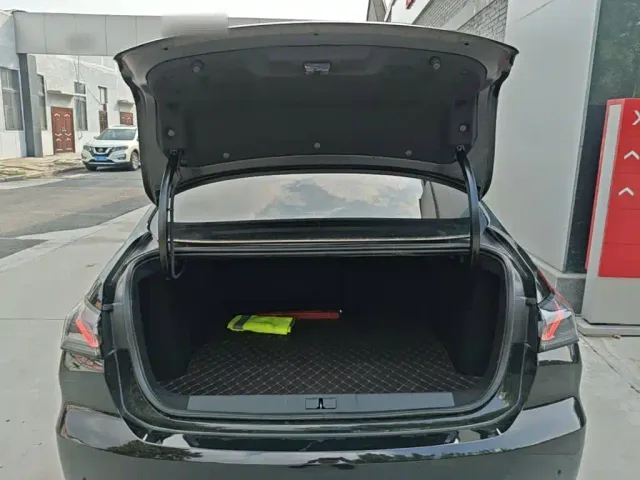 Peugeot 408 — Фото автомобиля 18