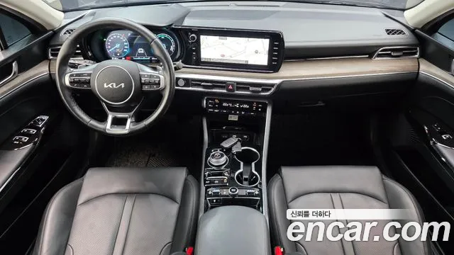 Kia K5 Generation 3 — Фото автомобиля 10