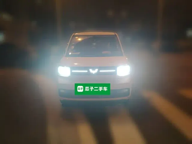 Wuling Hongguang Mini EV — Фото автомобиля 23