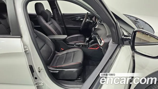 ChevroletGMDaewoo Trailblazer Trailblazer 1.3 турбо 4WD — Фото автомобиля 10