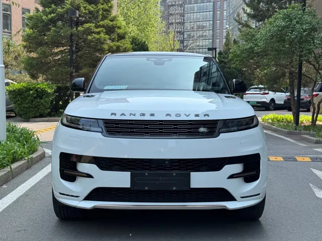 Land Rover Range Rover Sport — Фото автомобиля 2