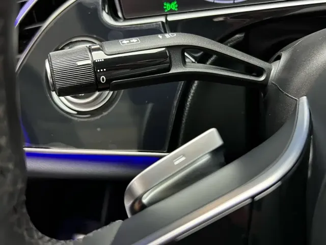 Mercedes-Benz E-Class — Фото автомобиля 24