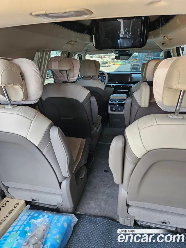 Kia Carnival 4th Gen — Фото автомобиля 4