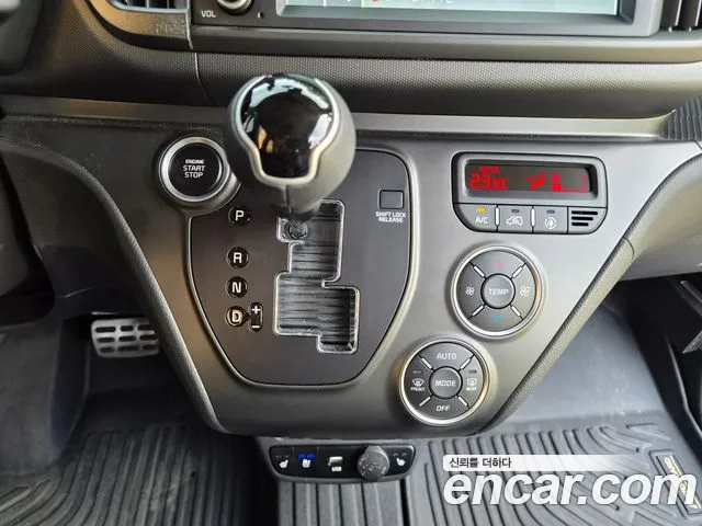 Kia RAY Новый Kia Ray Signature — Фото автомобиля 9
