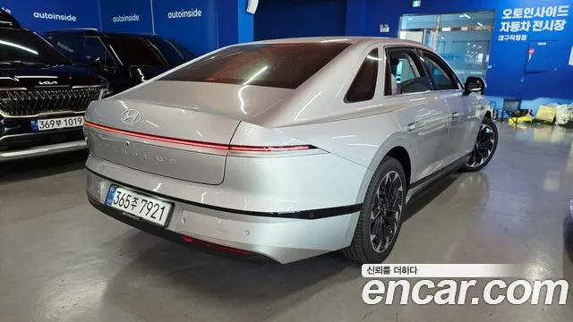 Hyundai Grandeur — Фото автомобиля 2