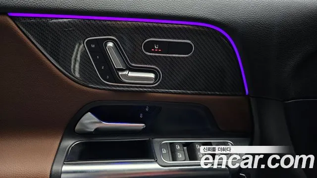 Mercedes-Benz GLA-Class — Фото автомобиля 25