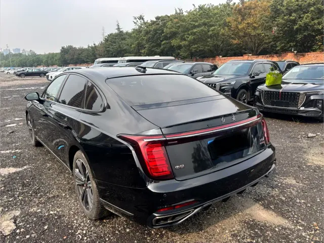 Hongqi H9 — Фото автомобиля 5