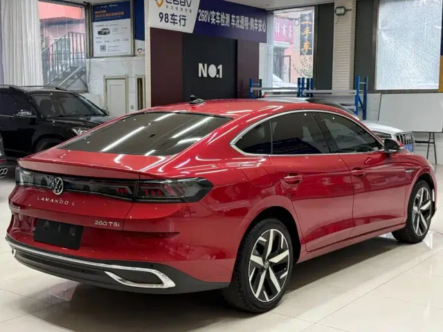 Volkswagen Lamando — Фото автомобиля 4