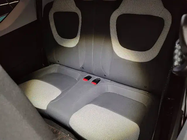 Wuling Hongguang Mini EV — Фото автомобиля 16