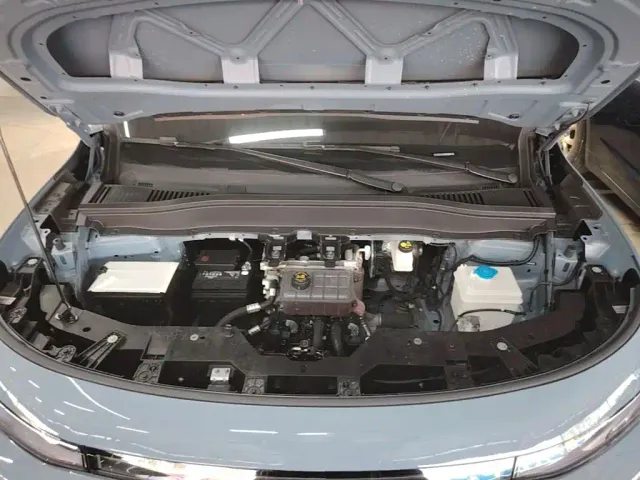Leapmotor B10 — Фото автомобиля 19