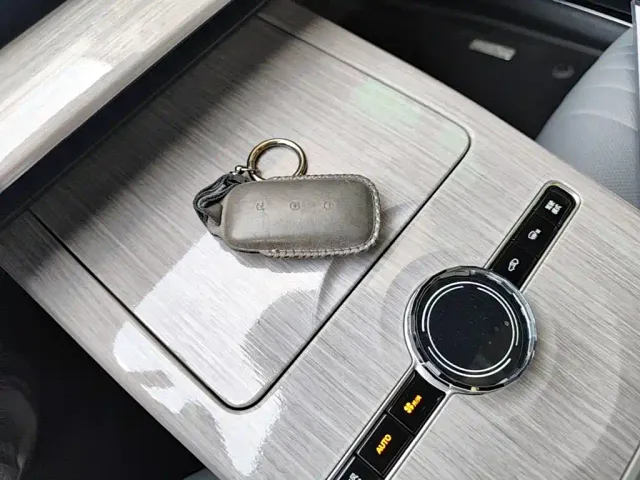 Geely Galaxy E8 — Фото автомобиля 8