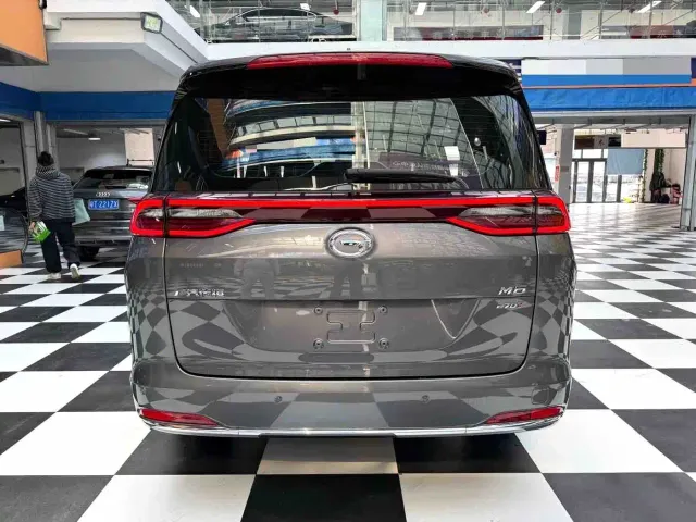 GAC Trumpchi M6 — Фото автомобиля 19