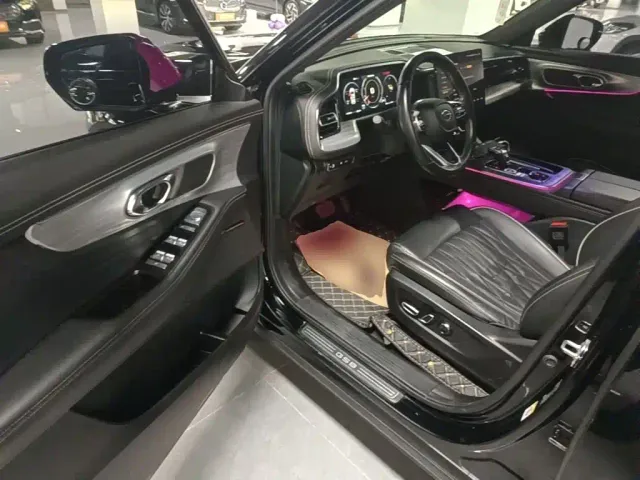GAC Trumpchi GS8 — Фото автомобиля 15