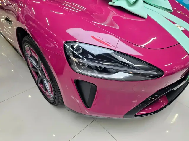Xiaomi SU7 — Фото автомобиля 4