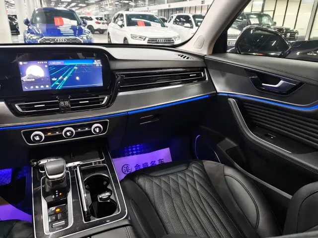 Hongqi HS5 — Фото автомобиля 15