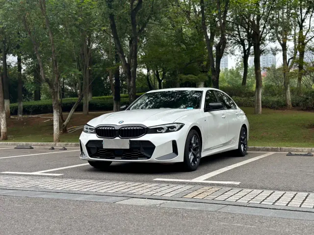 BMW 3 Series — Фото автомобиля 2