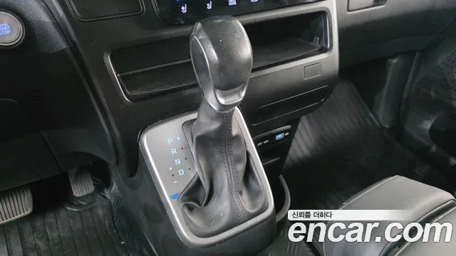 Hyundai Staria Staria Карго 3 места — Фото автомобиля 7