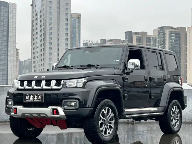 Фотография автомобиля — BAIC BJ40
