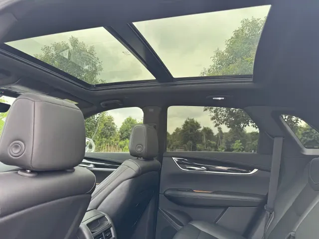 Cadillac XT5 — Фото автомобиля 10