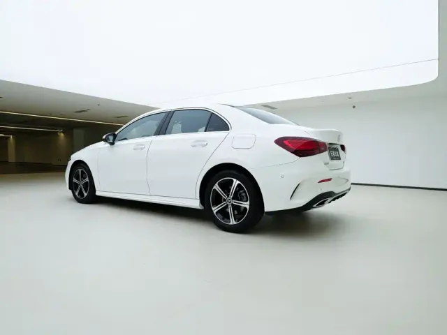 Mercedes-Benz A-Class — Фото автомобиля 5