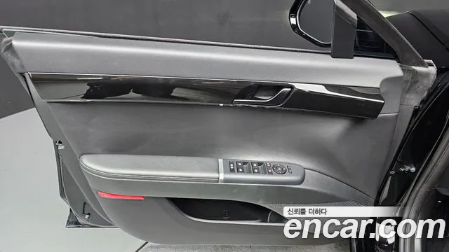 Hyundai Grandeur Grandeur (GN7) — Фото автомобиля 21