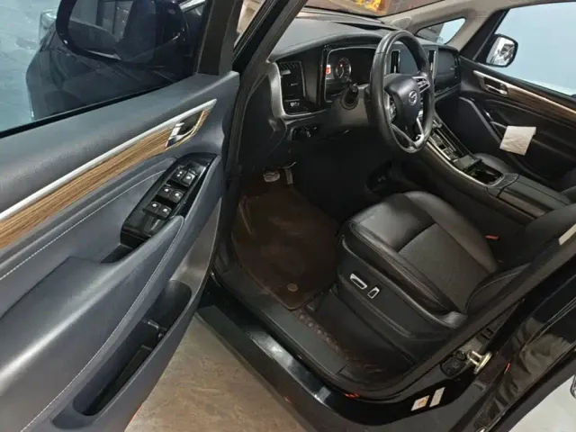 GAC Trumpchi M8 — Фото автомобиля 15