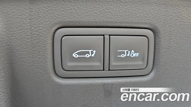 Hyundai Staria Staria 4WD Lounge 9 мест — Фото автомобиля 29