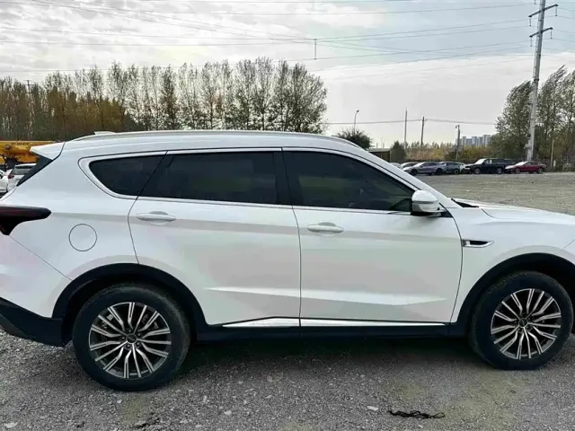 Jetour X70 Plus — Фото автомобиля 10