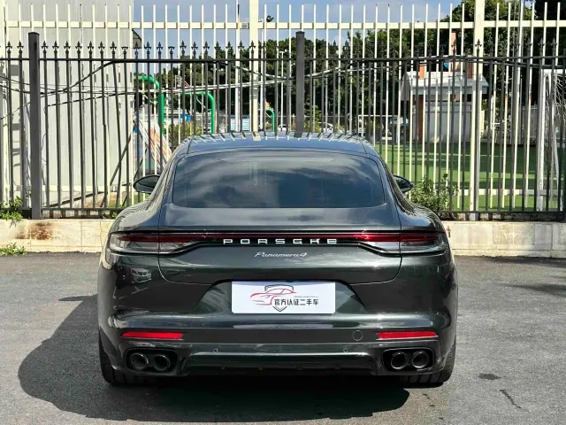 Porsche Panamera — Фото автомобиля 16