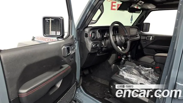 Jeep Wrangler JL — Фото автомобиля 15