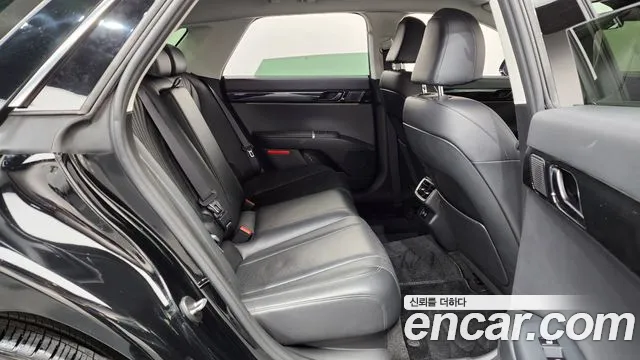 Hyundai Grandeur GN7 — Фото автомобиля 17
