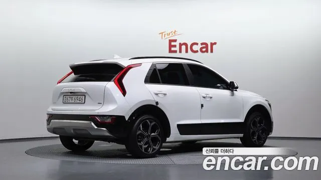 Kia Niro The All New Niro Signature — Фото автомобиля 2
