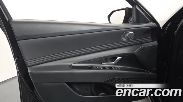 Hyundai Avante CN7 — Фото автомобиля 13