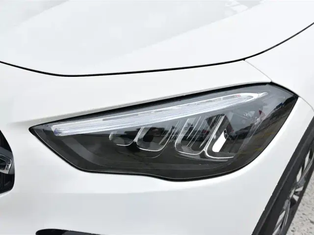 Mercedes-Benz GLA-Class — Фото автомобиля 7