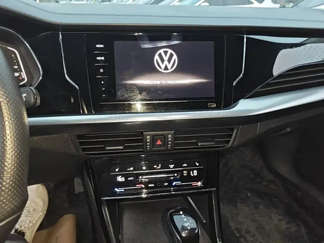 Volkswagen Passat — Фото автомобиля 12