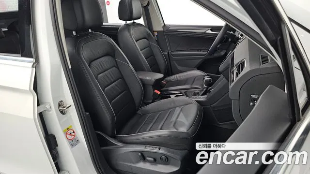 Volkswagen Tiguan Tiguan 2 поколение 2.0 TDI Prestige — Фото автомобиля 25