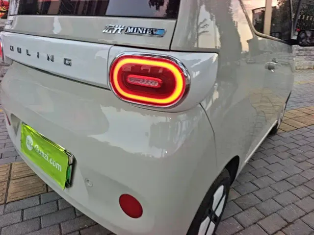 Wuling Hongguang Mini EV — Фото автомобиля 7